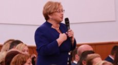 Профсоюз просит правительство пересмотреть принцип начисления зарплат школьным педагогам