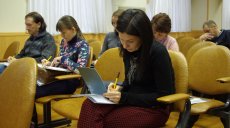 Учились подавать информацию