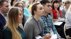 Участники педагогического форума сдали нормы «Зеленого ГТО» и разработали профсоюзные квесты 