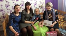 Чествуем ветеранов педагогического труда
