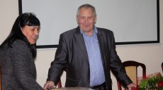 Полвека посвятил образованию