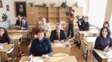 Министр образования и науки Татарстана сдал ЕГЭ по русскому языку