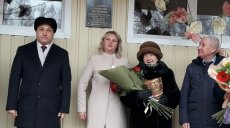 В Азнакаево бывшему директору школы установили памятную доску