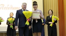 Учителю года в Набережных Челнах вручили путевку в круиз по Волге