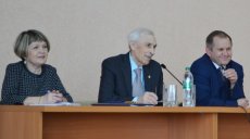 Юрий Прохоров встретился с педагогами Лениногорска