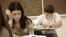 Родителей школьников предлагают штрафовать за оскорбления учителей