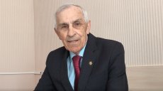 Юрий Прохоров поздравляет учителей с профессиональным праздником