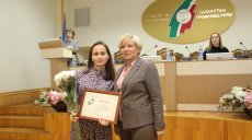 Две школы профсоюзного актива стали лучшими