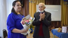 Сто тысяч рублей от Профсоюза лучшему педагогу допобразования 
