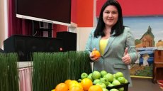 В школах и детский садах профсоюз проводит витаминные Дни