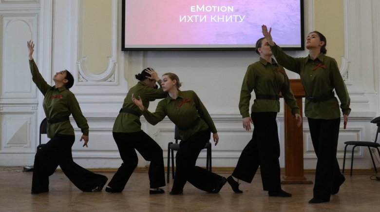 Фестиваль военно-патриотической песни КНИТУ собрал более 40 исполнителей из вузов и школ Казани