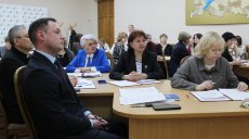 Нас стало чуть больше