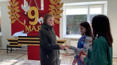 Студентам раздали георгиевские ленточки