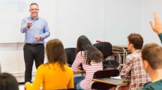 Университеты «забронировали» всех преподавателей с ученой степенью  