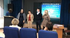 В клубе только педагоги