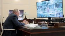 В России улучшат систему оплаты труда работников образования и объявят 2023-й Годом педагога