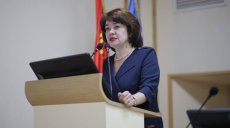 Зарплата педагога на ставку должна равняться средней по экономике