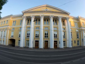 Знаешь ли ты Alma-mater?