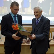 Фотография с репортажа «Молодые педагоги награждены стипендией профсоюза»
