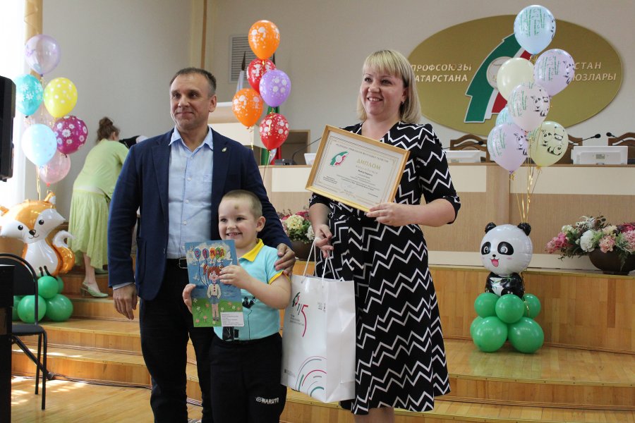 Фотография с репортажа «Конкурс детского рисунка»